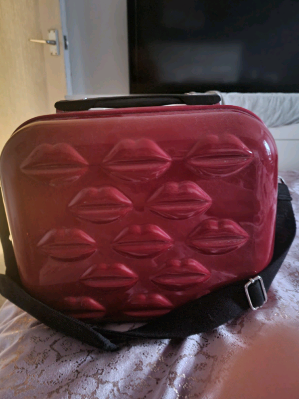 Lulu guinness vanity case | in Rumney 